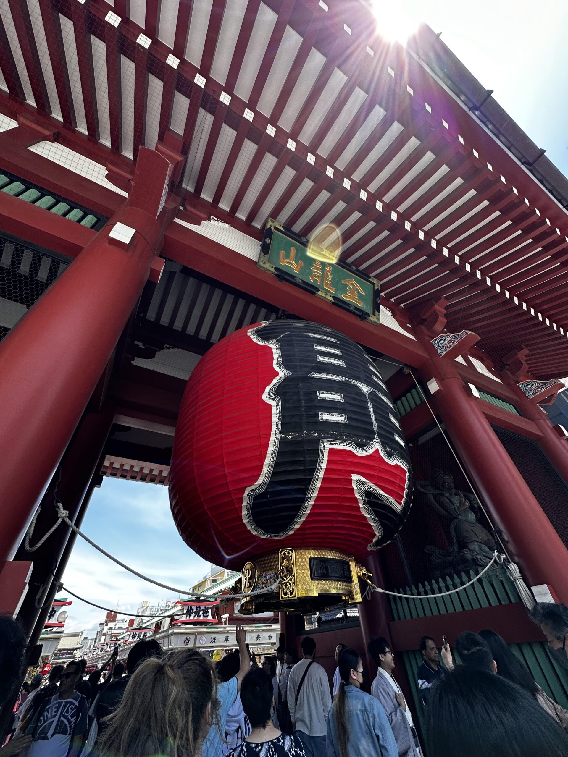 10 Mind-Blowing Culture Shocks of Japan